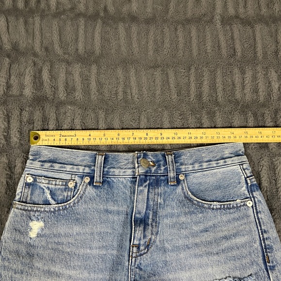 Madewell The Low Rise Boyfriend Short Denim Distressed Frayed Hem Size 24 - Picture 6 of 11